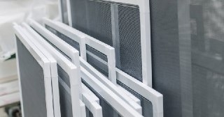 Москитные сетки на пластиковые окна Тулун купить по цене от 937 руб.